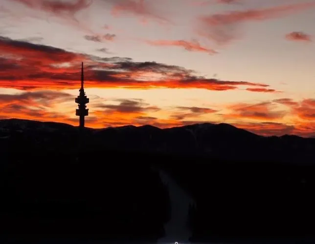 Deluxe 33 Mountain * Pamporovo