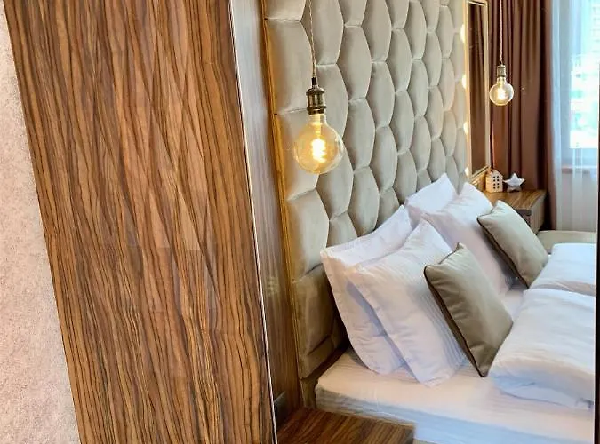 Deluxe 33 Mountain Apartament *