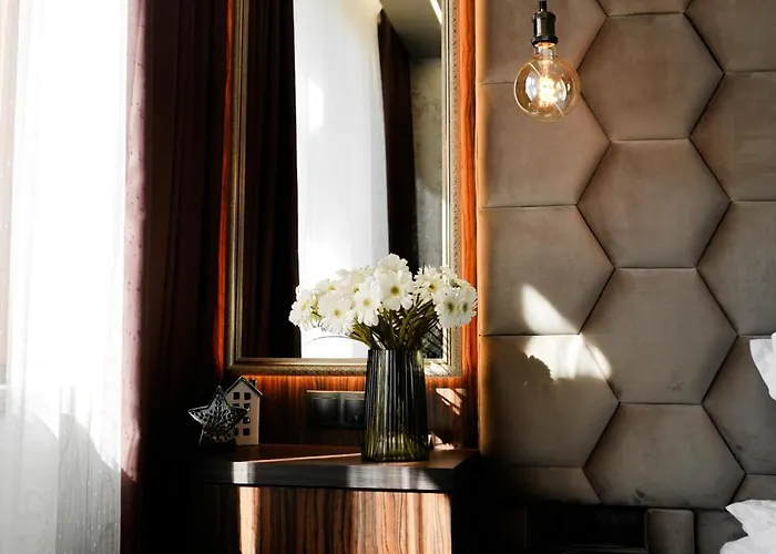 Deluxe 33 Mountain *