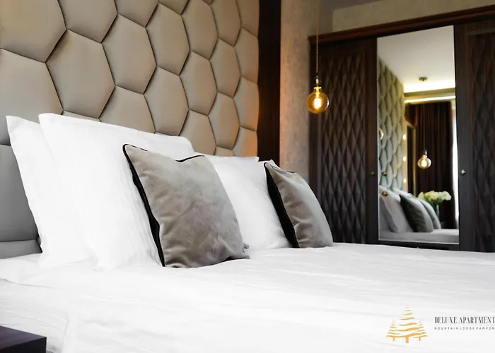 Deluxe 33 Mountain *